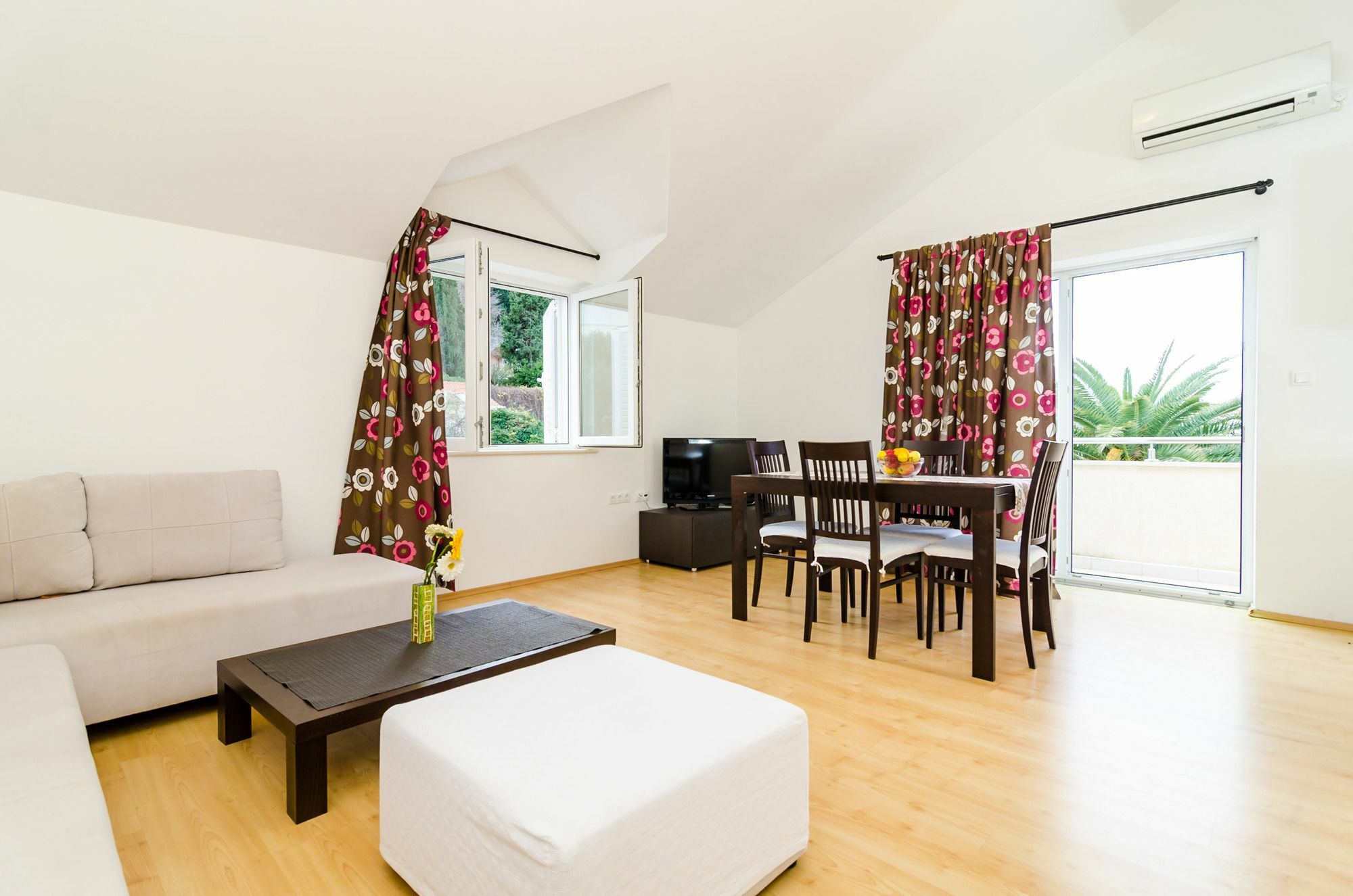 Apartments Nikola ดูบรอฟนิก ภายนอก รูปภาพ